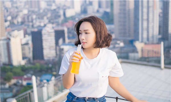 解放关于试管代生助孕多少钱的详尽分析与指导